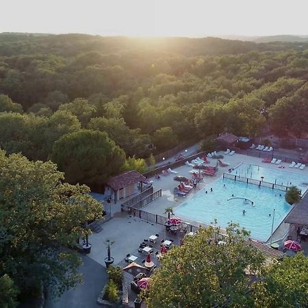 Hotel Camping Les Reflets Du Quercy Crayssac Exterior foto