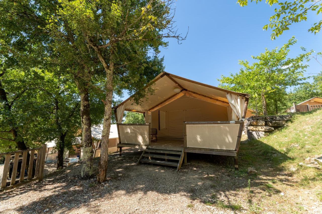 Hotel Camping Les Reflets Du Quercy Crayssac Exterior foto