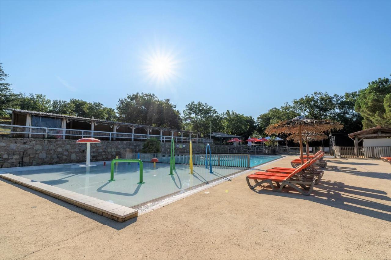 Hotel Camping Les Reflets Du Quercy Crayssac Exterior foto