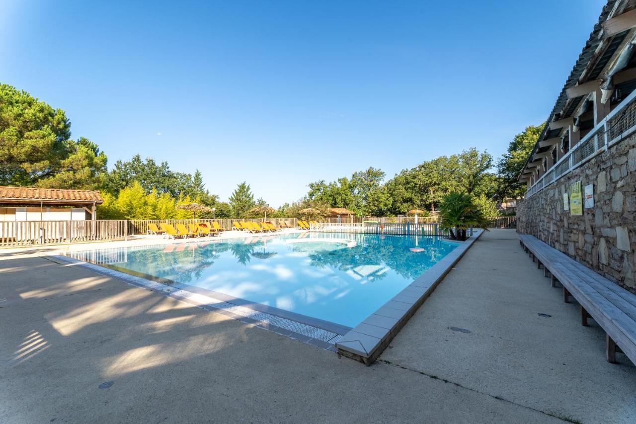 Hotel Camping Les Reflets Du Quercy Crayssac Exterior foto