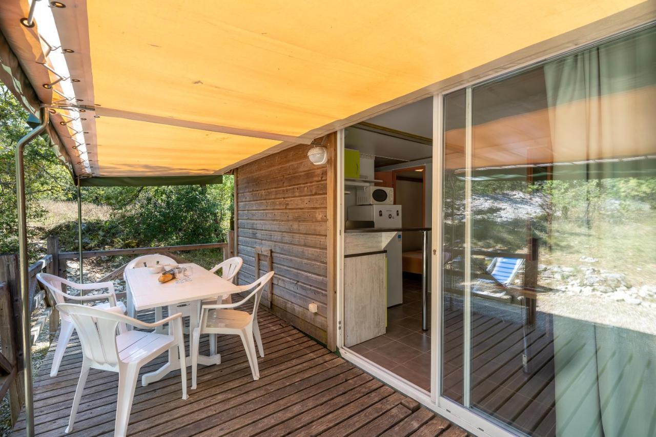 Hotel Camping Les Reflets Du Quercy Crayssac Exterior foto
